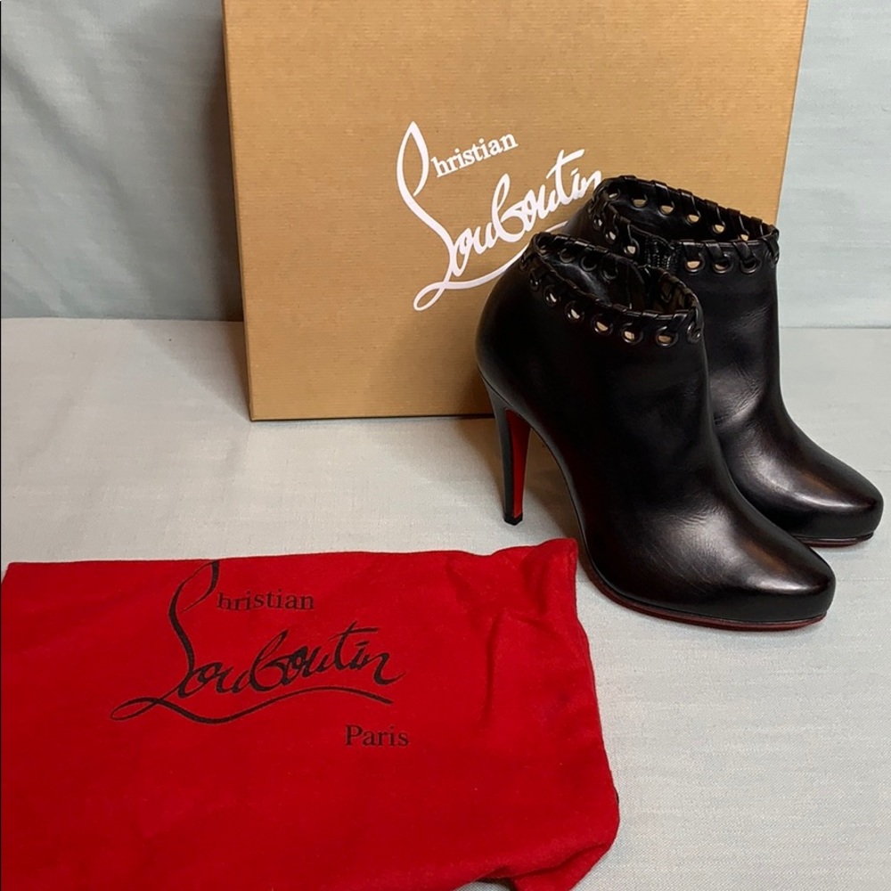 Christian Louboutin Ostri Booty Size 37
